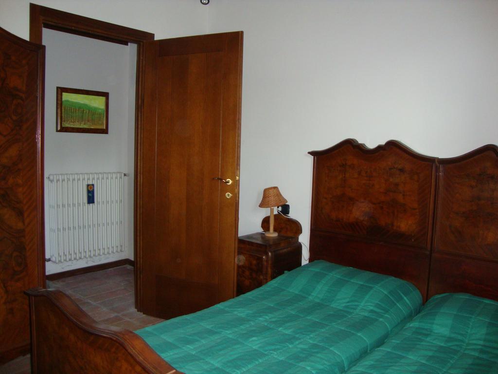 Casa Dell' Abbondanza B&B Agriturismo Vigoleno Habitación foto