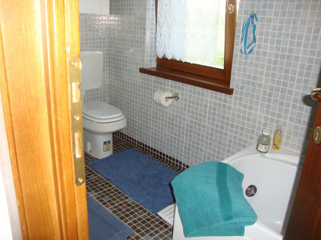 Casa Dell' Abbondanza B&B Agriturismo Vigoleno Habitación foto